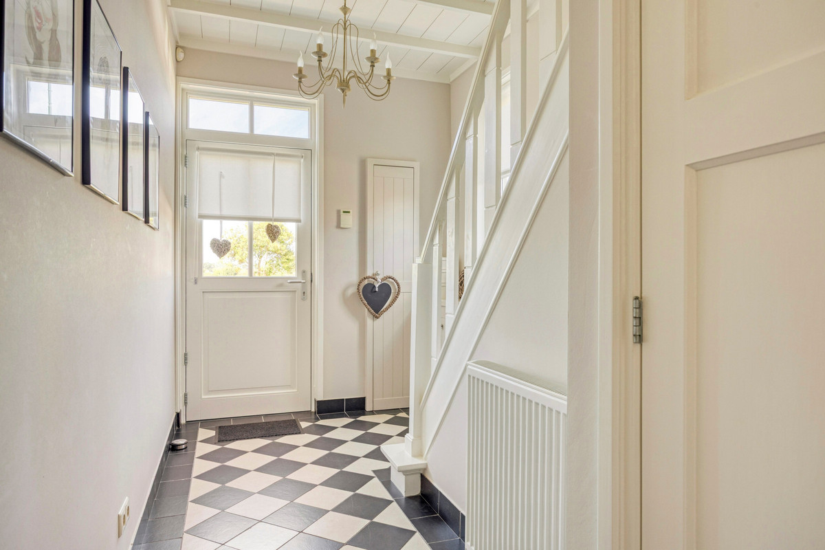 Vrijstaande woning te koop: Bergenstraat 3A, Raamsdonk