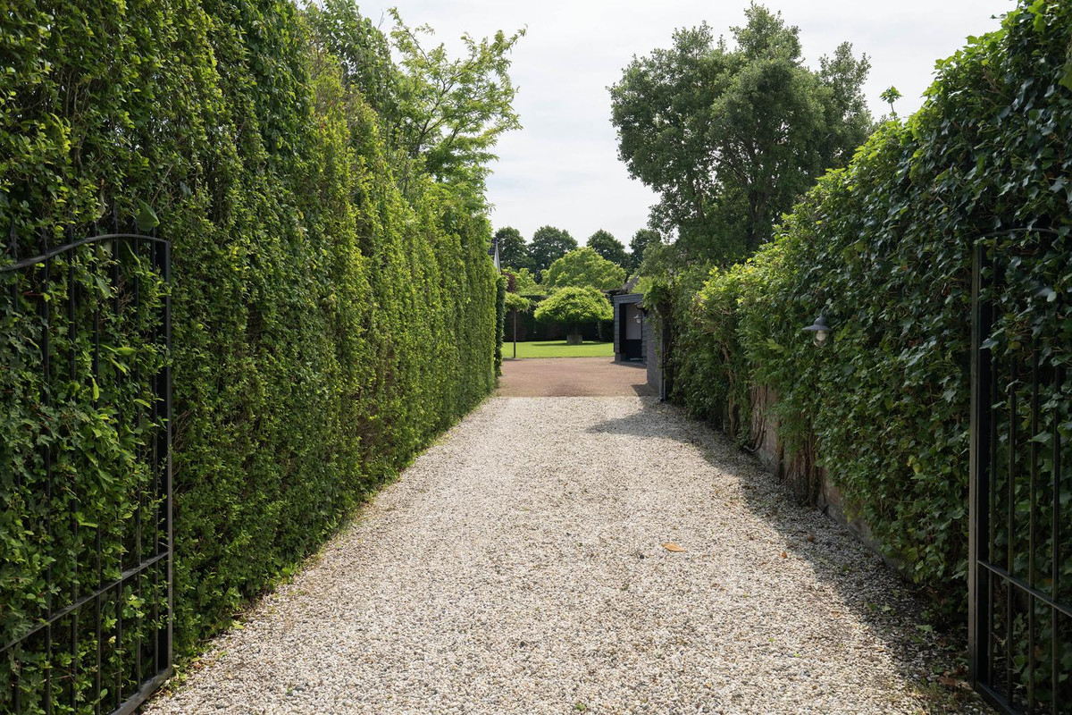 Vrijstaande woning te koop: Nassaustraat 7, Barendrecht