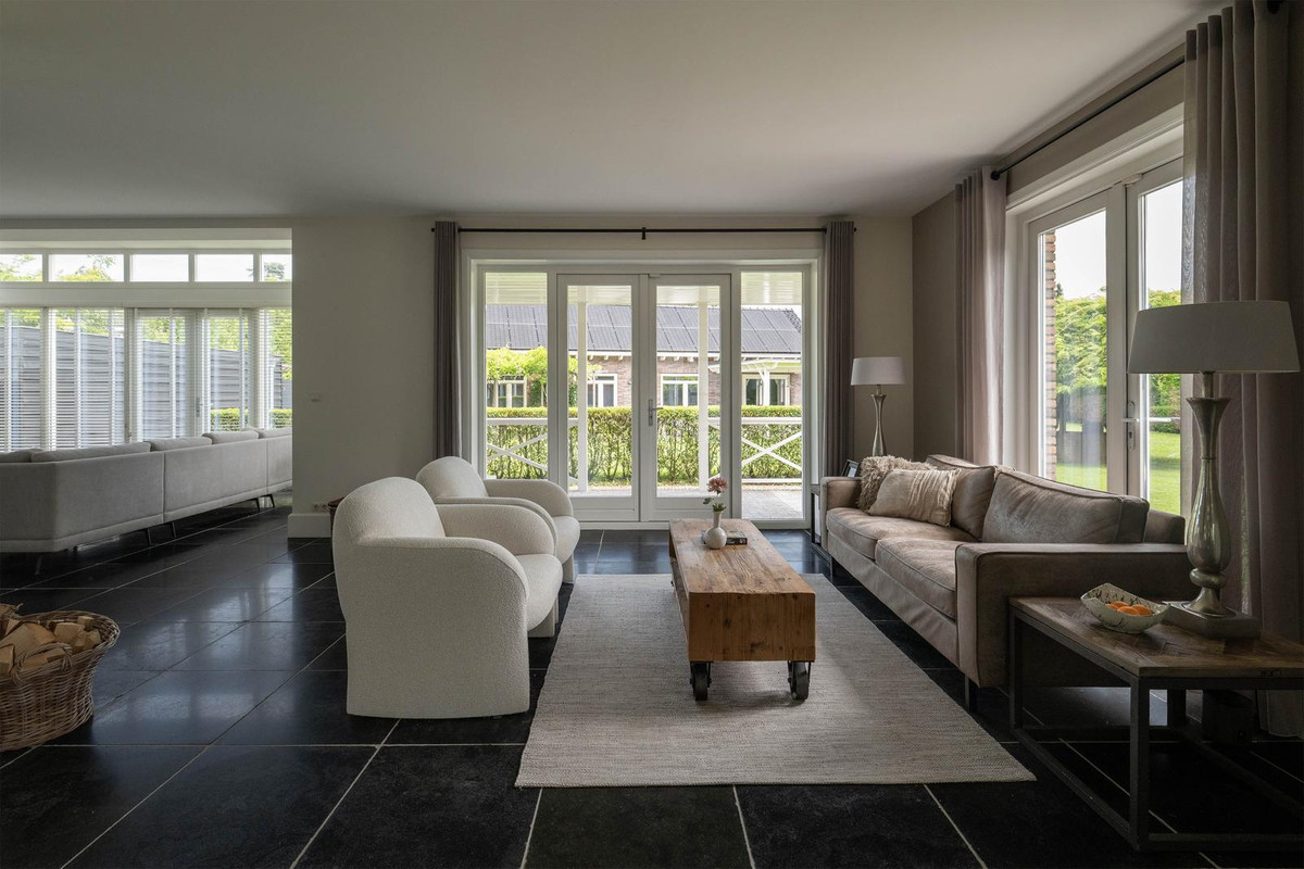 Vrijstaande woning te koop: Nassaustraat 7, Barendrecht