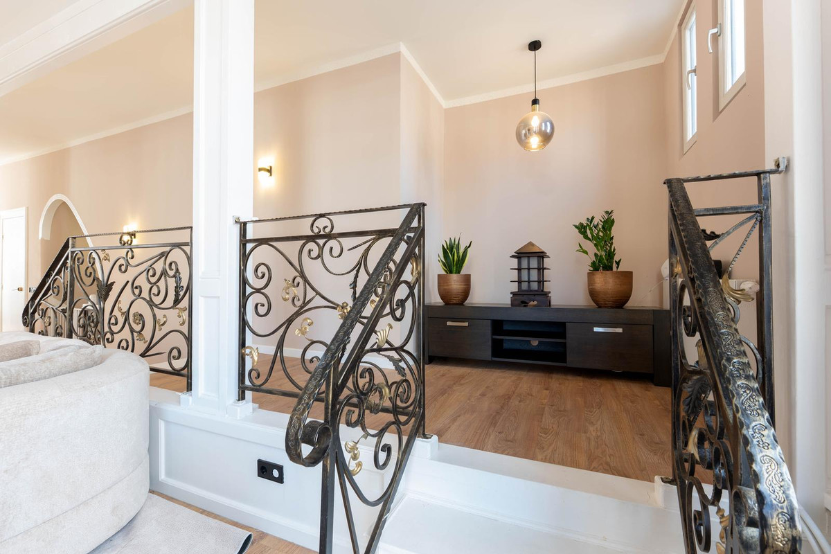 Appartement te koop: Bergweg 324A, Rotterdam
