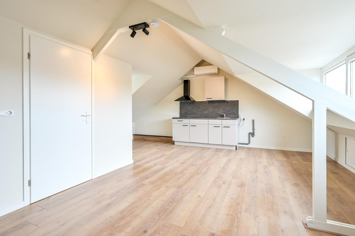 Studio te koop: Hofstede 41C, Lelystad