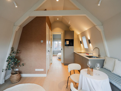 Apothekersdijk 18B