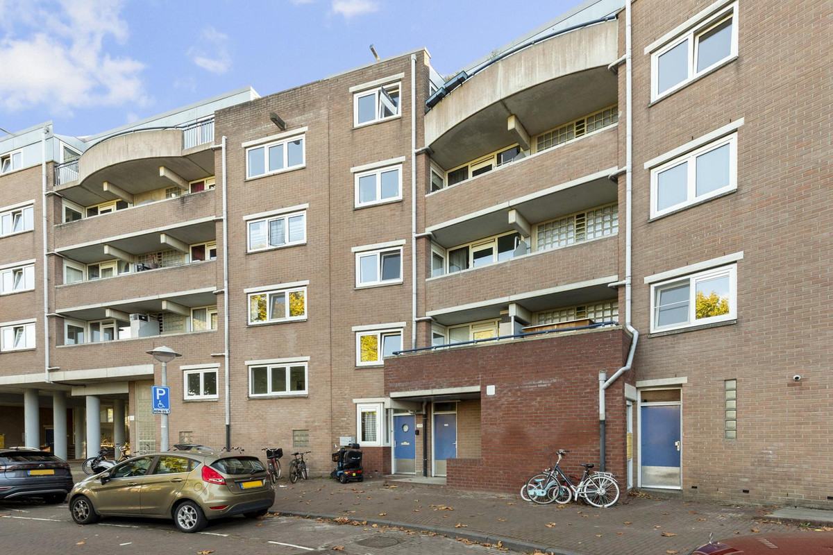 Appartement te koop: Noordzijde 243, Amsterdam