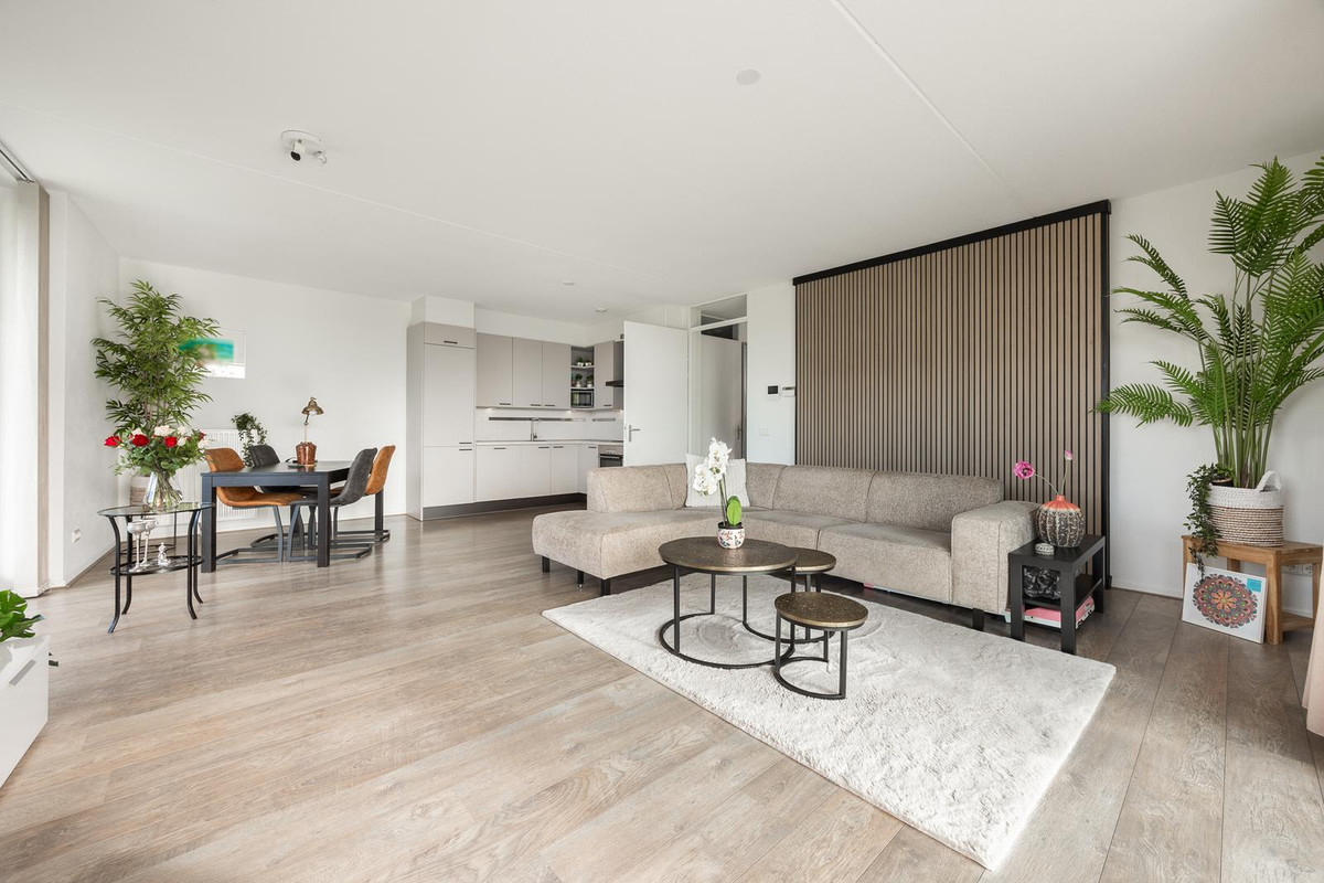 Appartement te koop: Boelijn 167, Almere