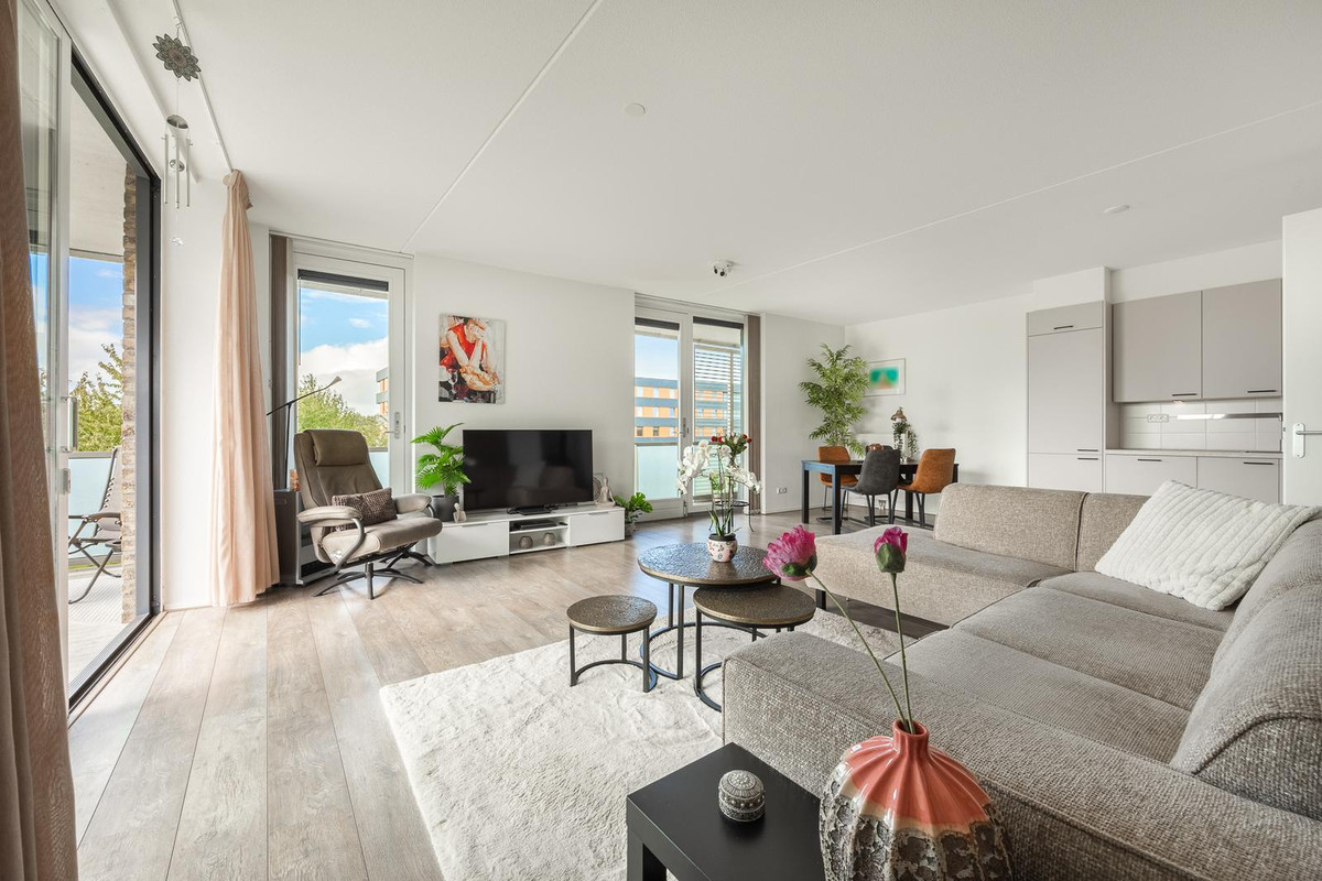 Appartement te koop: Boelijn 167, Almere