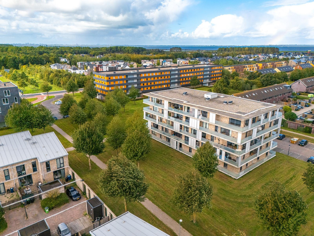 Appartement te koop: Boelijn 167, Almere
