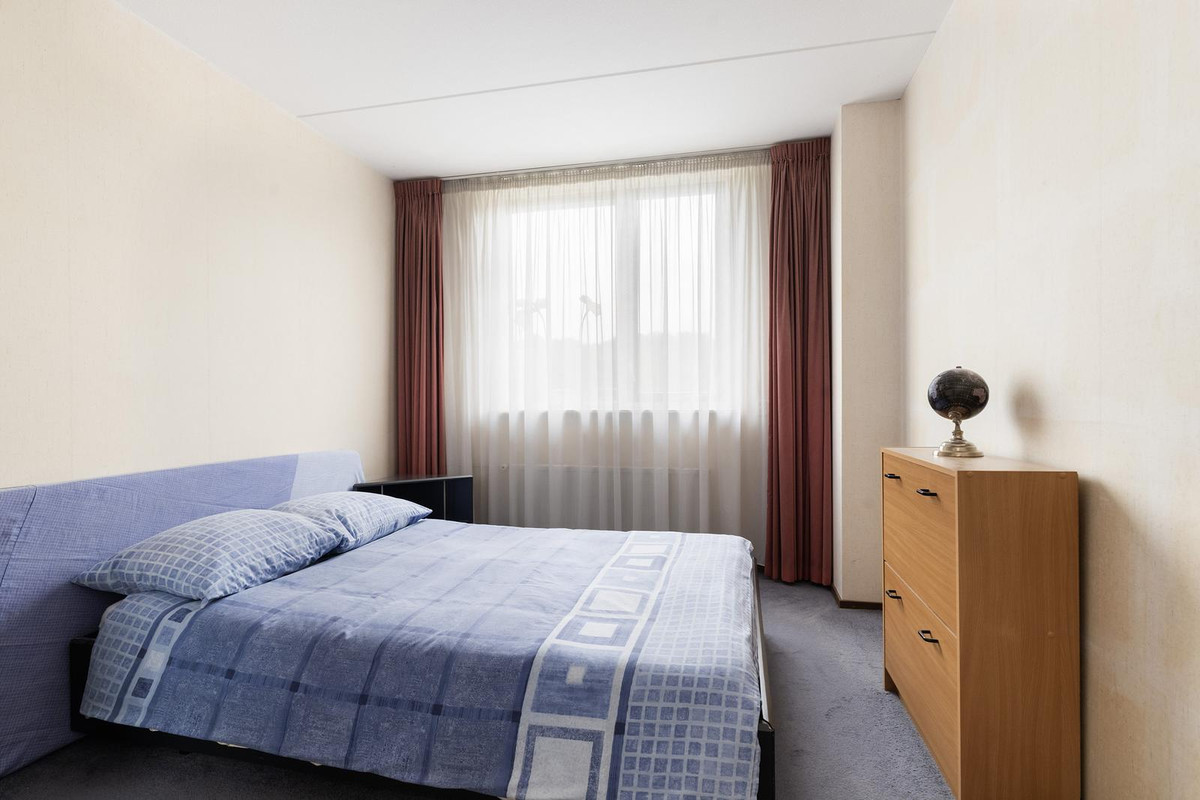 Tussenwoning te koop: Van der Meulenstraat 21, Barendrecht