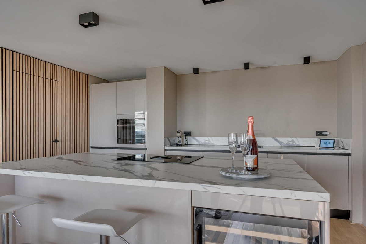 Appartement te koop: Hogeschoorweg 162, Venlo