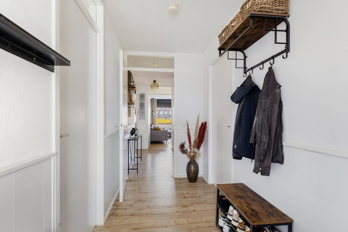 Appartement te koop: Middeldijkerplein 224, Barendrecht