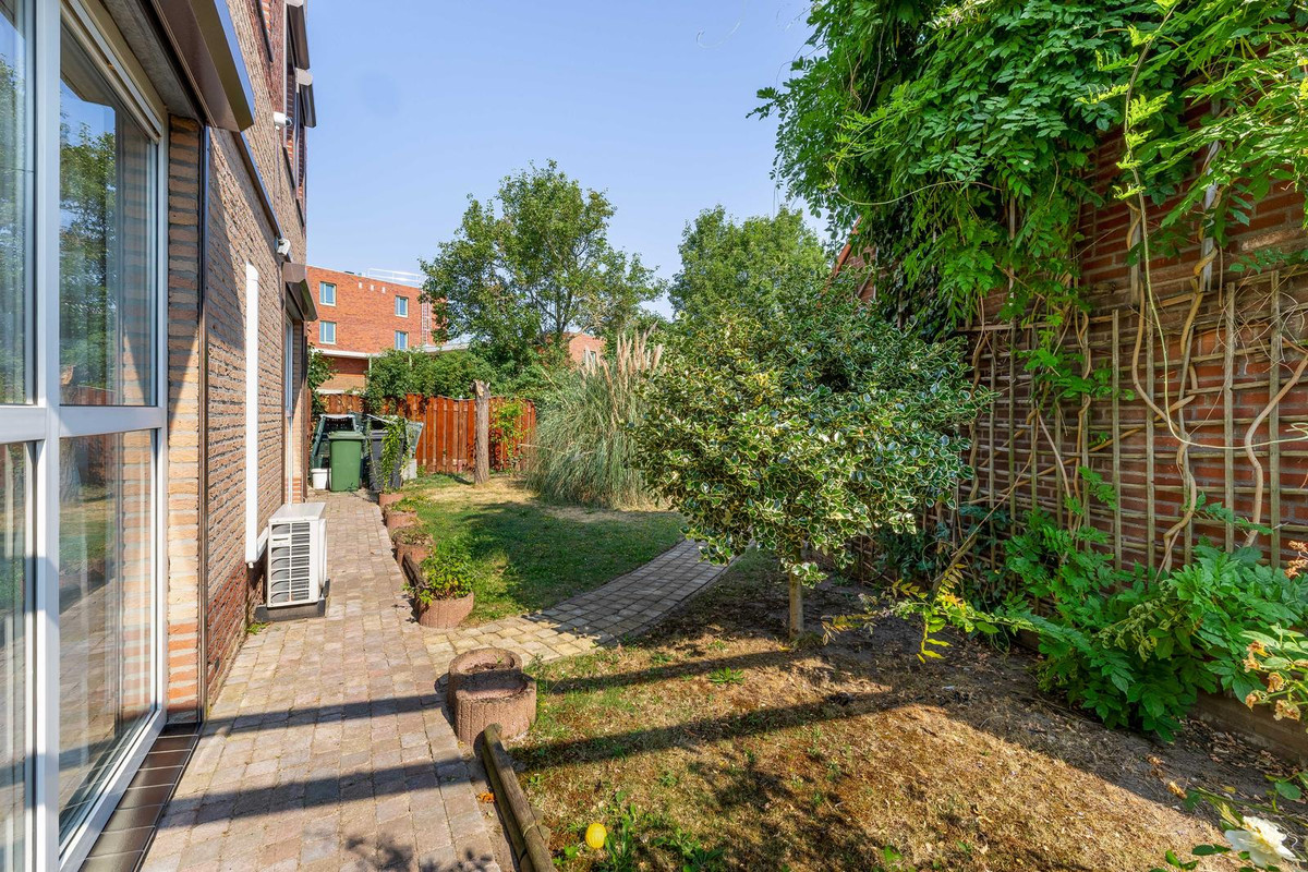 Twee-onder-één-kap te koop: Jacob Catsstraat 84, Venlo