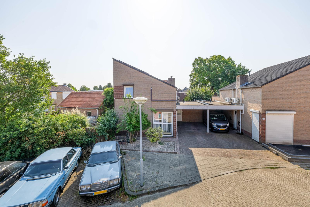 Twee-onder-één-kap te koop: Jacob Catsstraat 84, Venlo