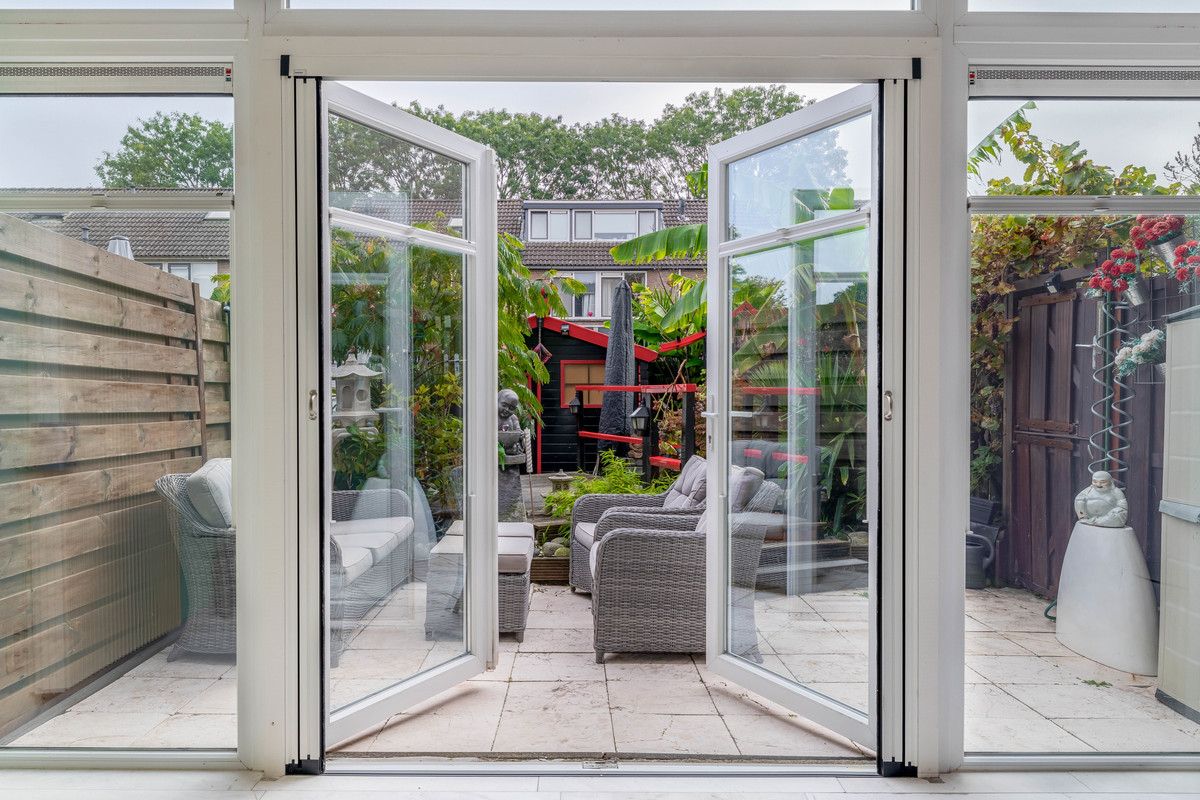 Hoekwoning te koop: Loevestein 16, Zwijndrecht