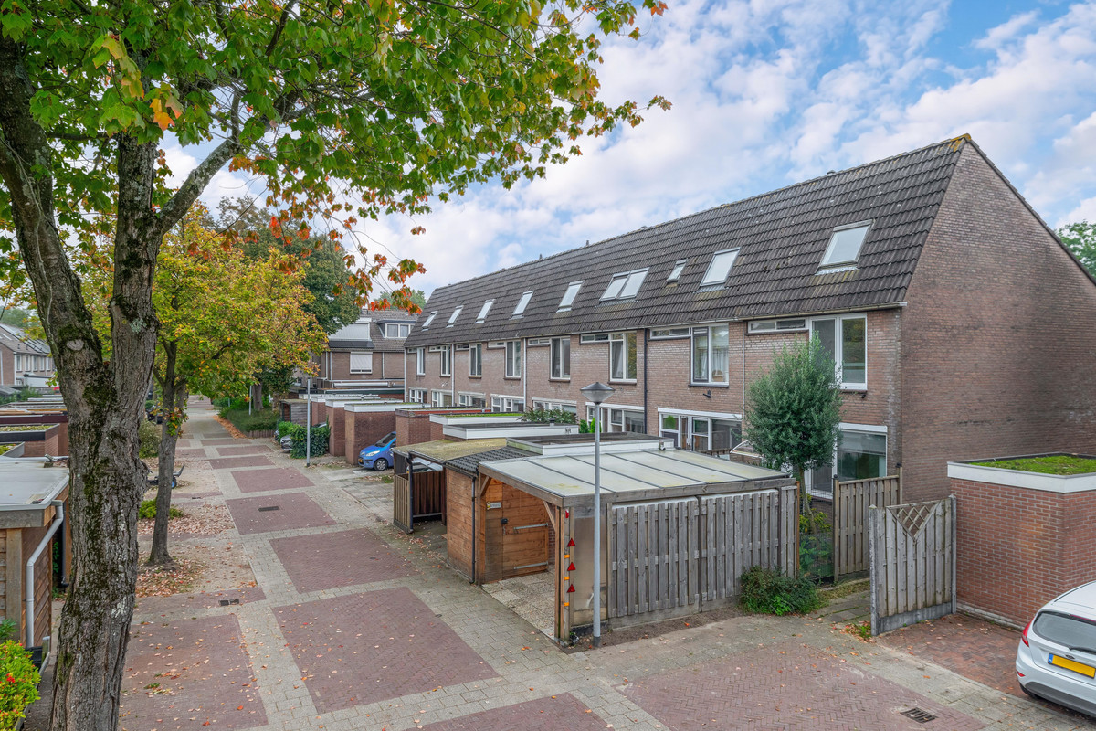 Hoekwoning te koop: Loevestein 16, Zwijndrecht