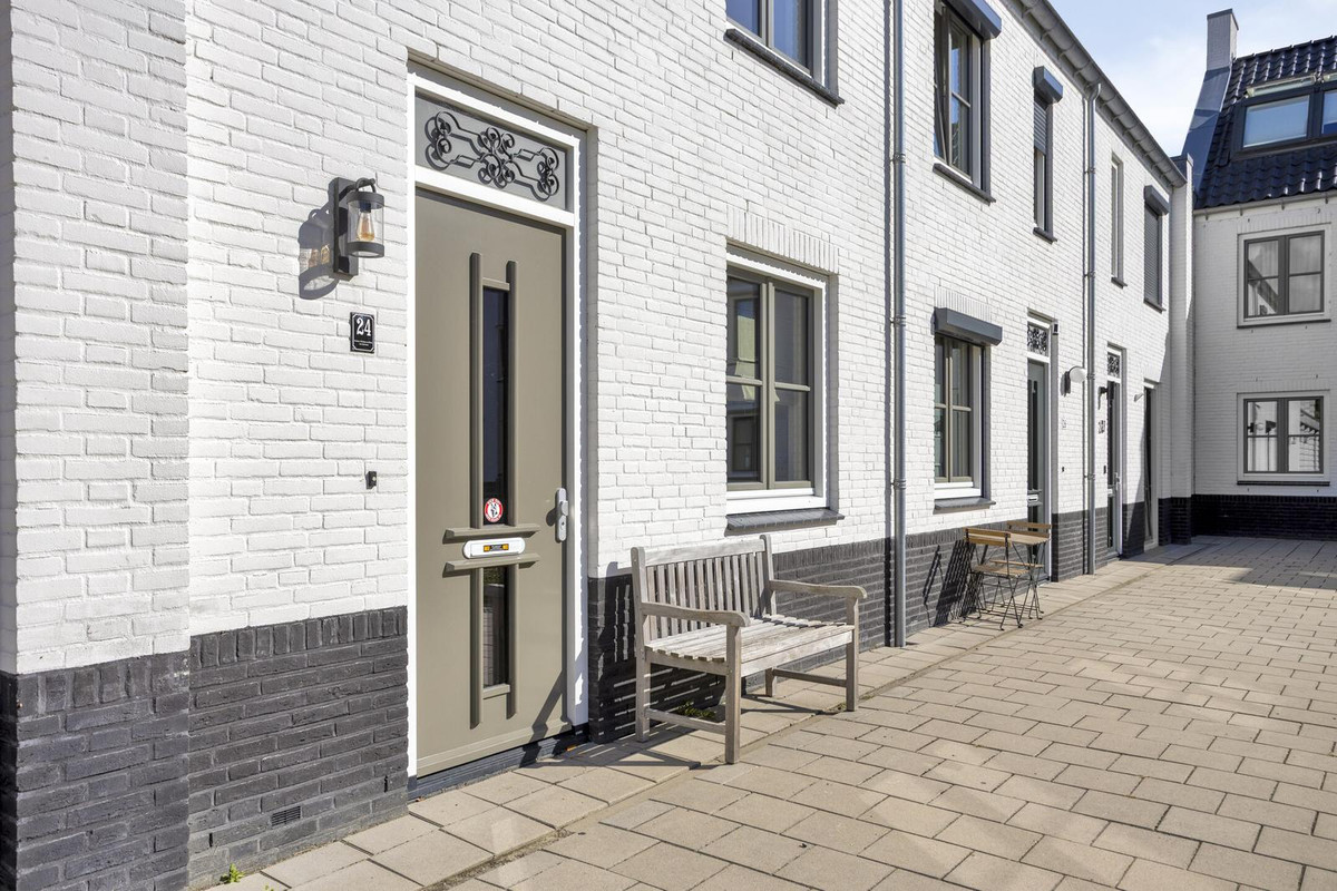 Tussenwoning te koop: Grundel 24, Rijsenhout