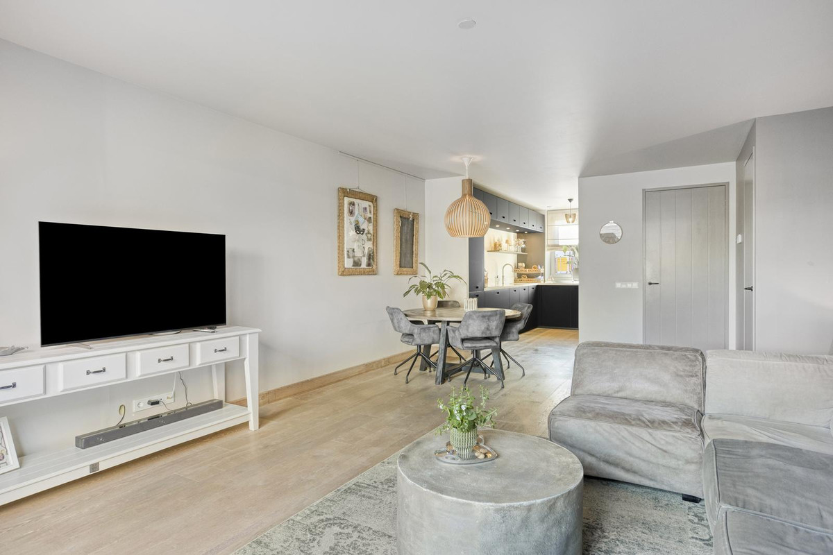 Tussenwoning te koop: Grundel 24, Rijsenhout