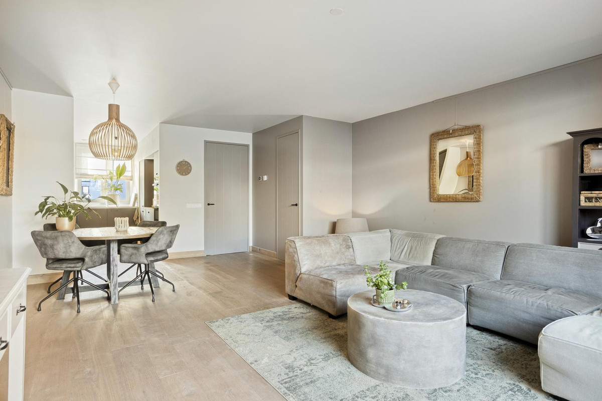 Tussenwoning te koop: Grundel 24, Rijsenhout