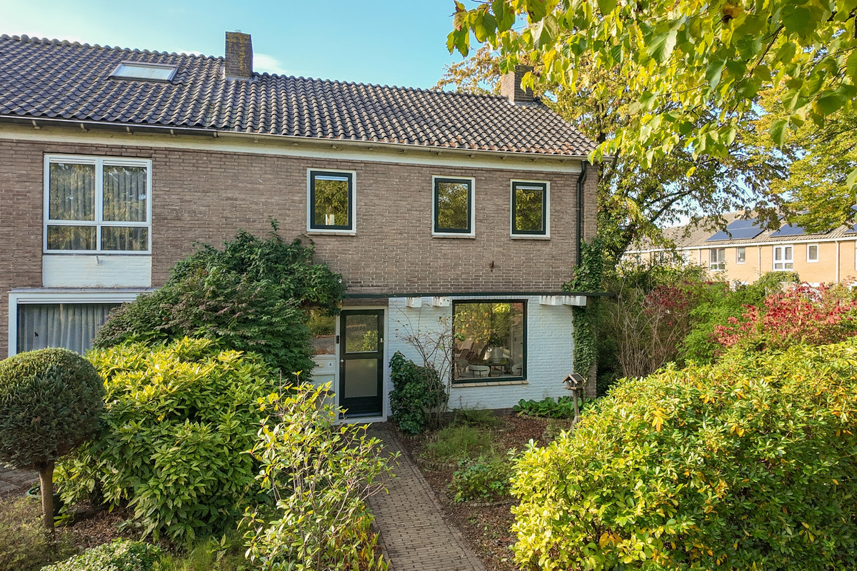Hoekwoning te koop: Stratusplein 4, De Bilt