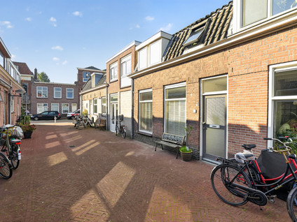 Bloemstraat 1