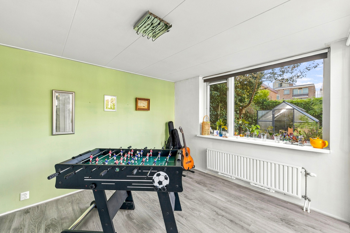 Tussenwoning te koop: Prinses Irenelaan 13, Voorburg