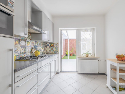 van Kleefstraat 10