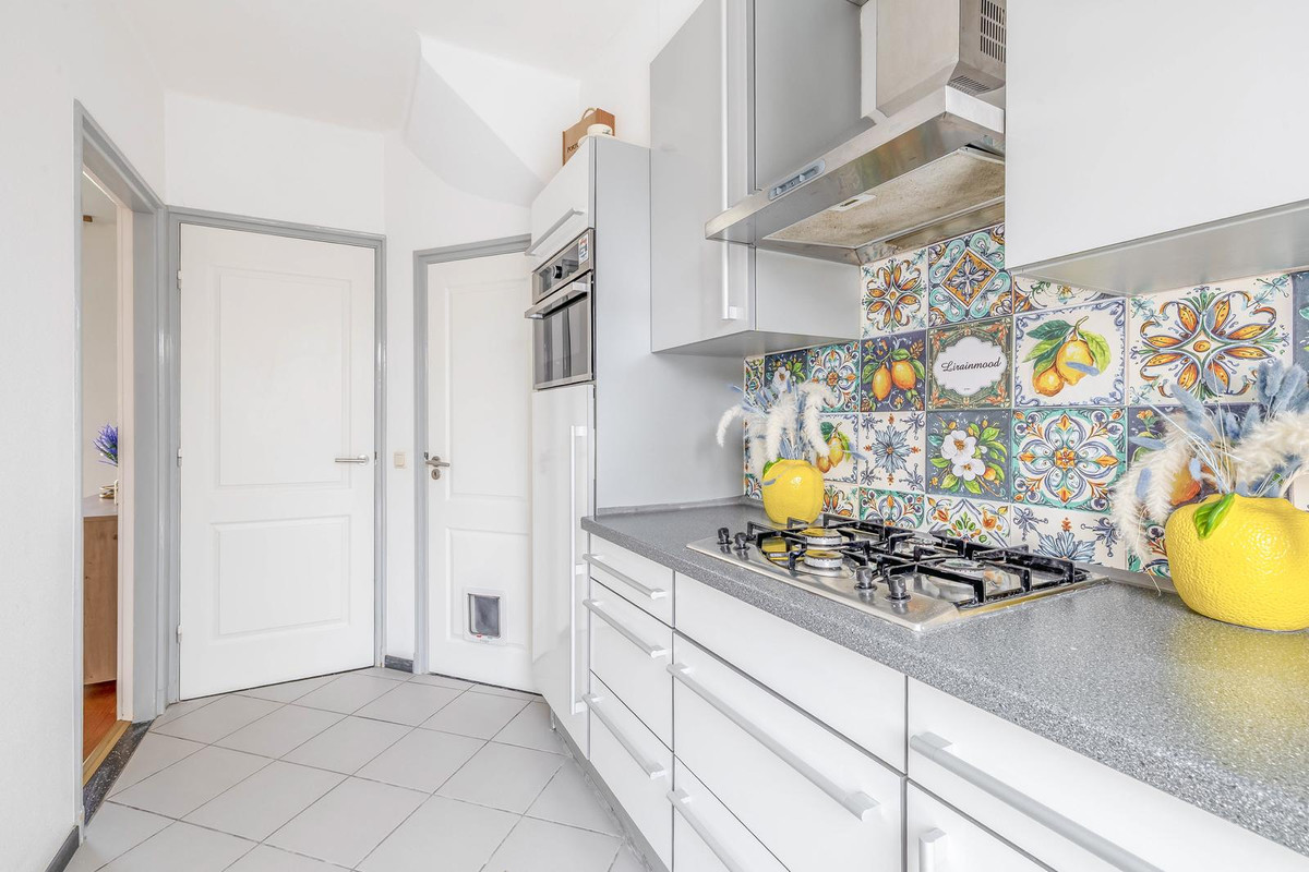 Tussenwoning te koop: van Kleefstraat 10, Tegelen