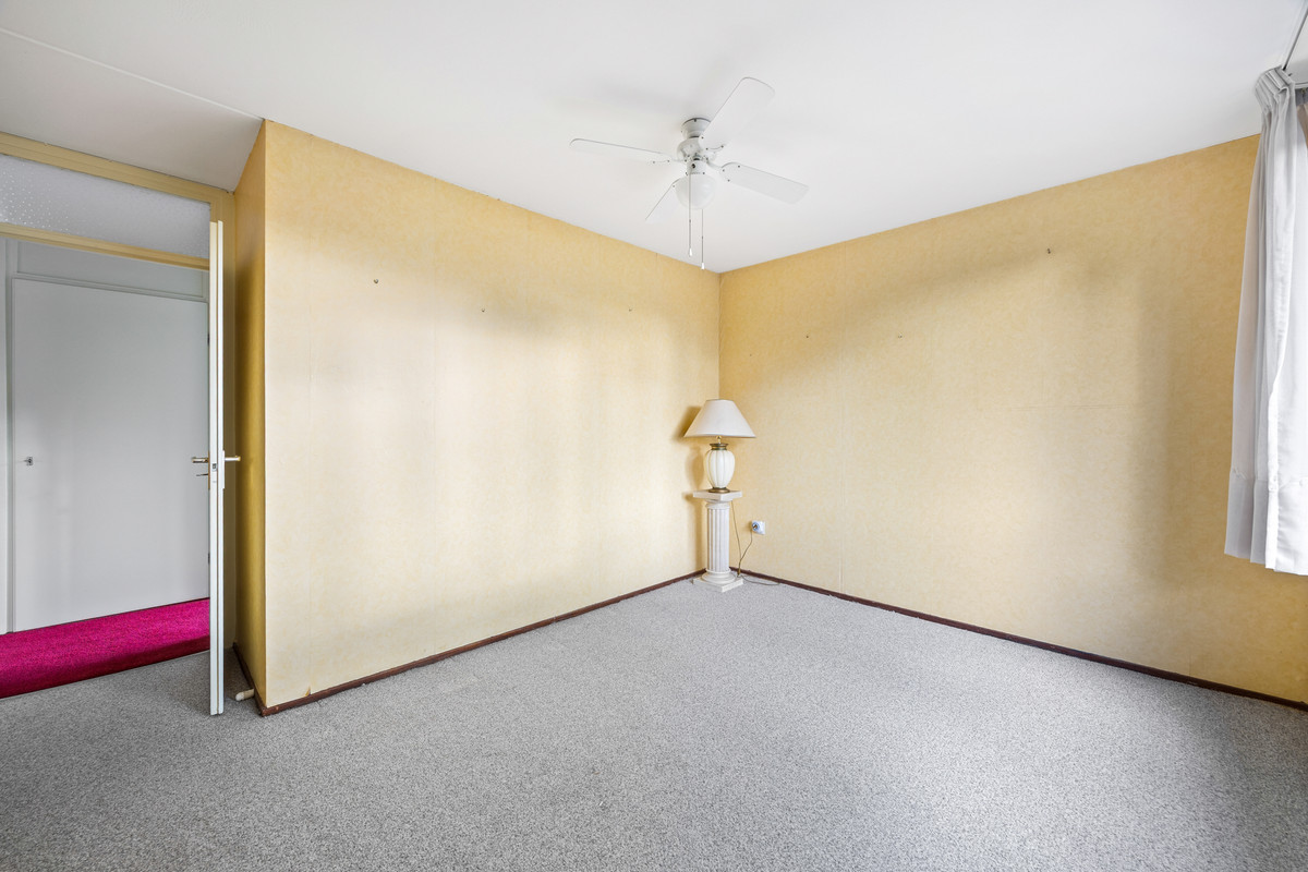 Tussenwoning te koop: Rozentuin 268, Voorburg