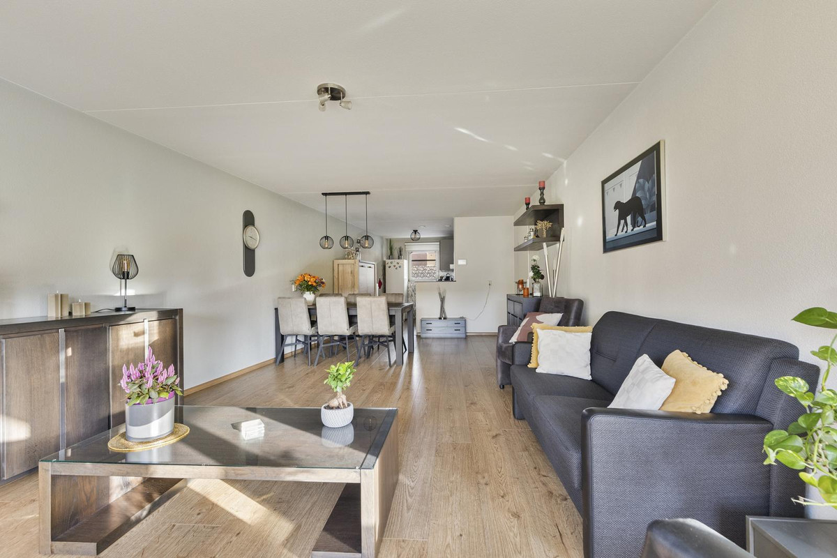 Appartement te koop: Johanna Naber-erf 428A, Dordrecht