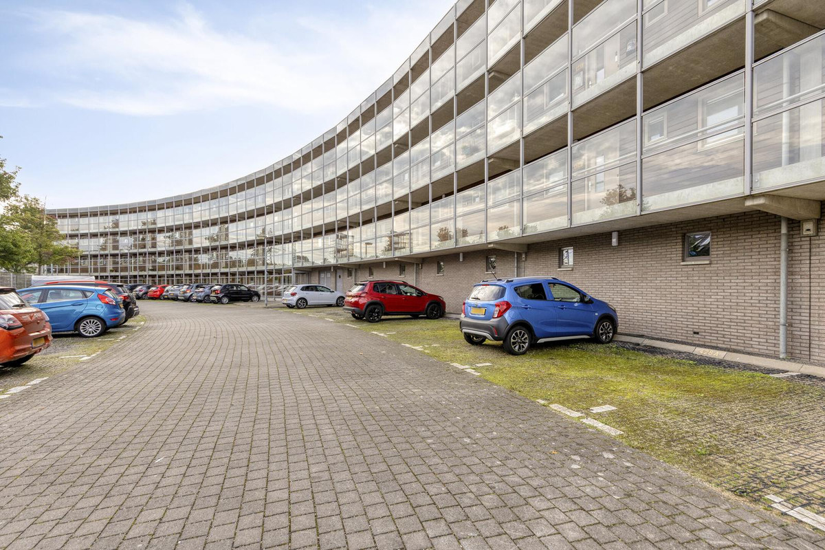 Appartement te koop: Johanna Naber-erf 428A, Dordrecht