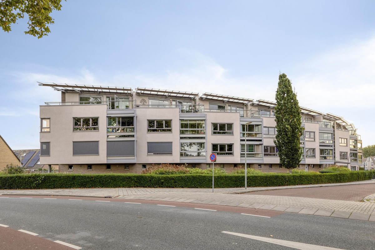 Appartement te koop: Johanna Naber-erf 428A, Dordrecht