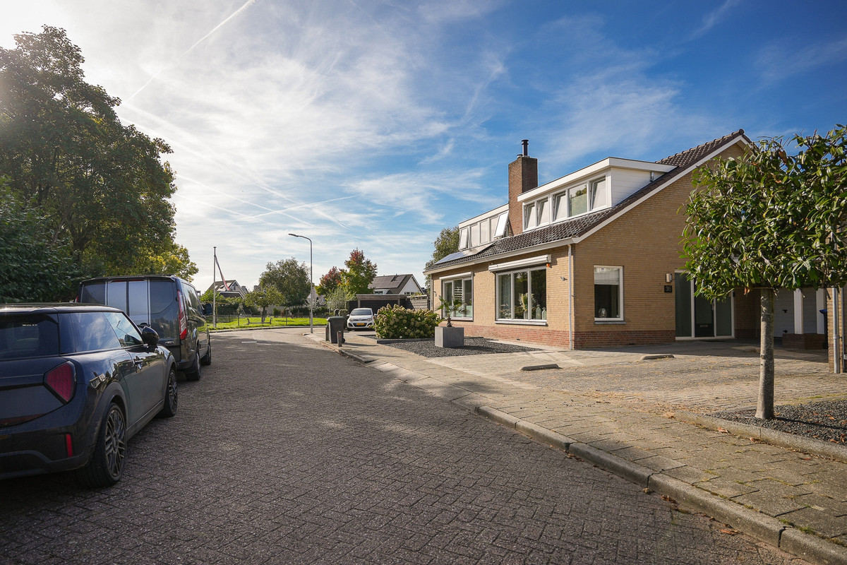 Tussenwoning te koop: Prins Mauritssingel 36, Beesd