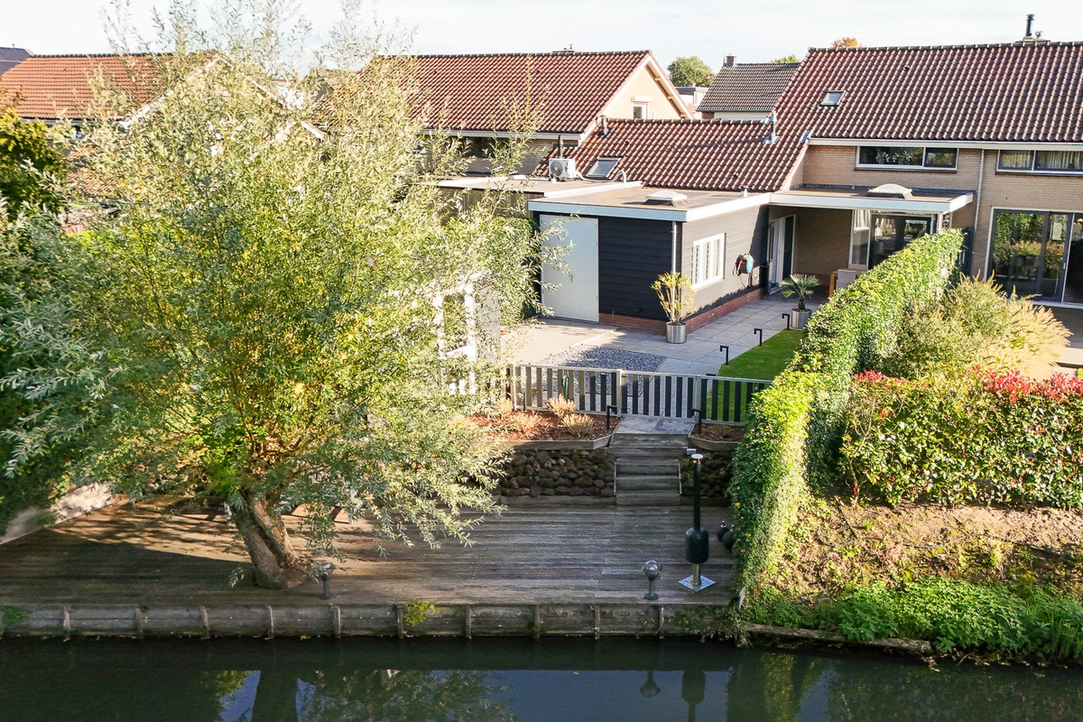 Tussenwoning te koop: Prins Mauritssingel 36, Beesd