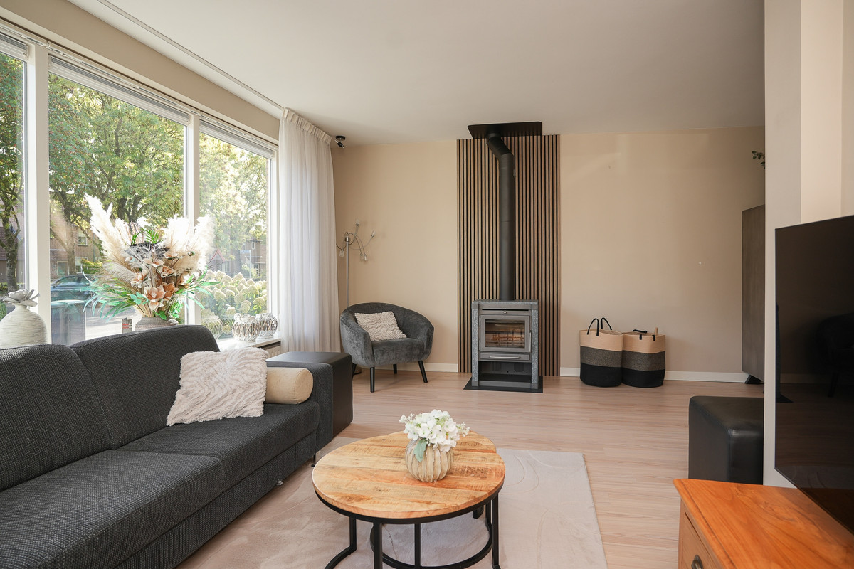 Tussenwoning te koop: Prins Mauritssingel 36, Beesd