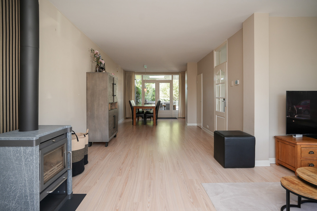Tussenwoning te koop: Prins Mauritssingel 36, Beesd