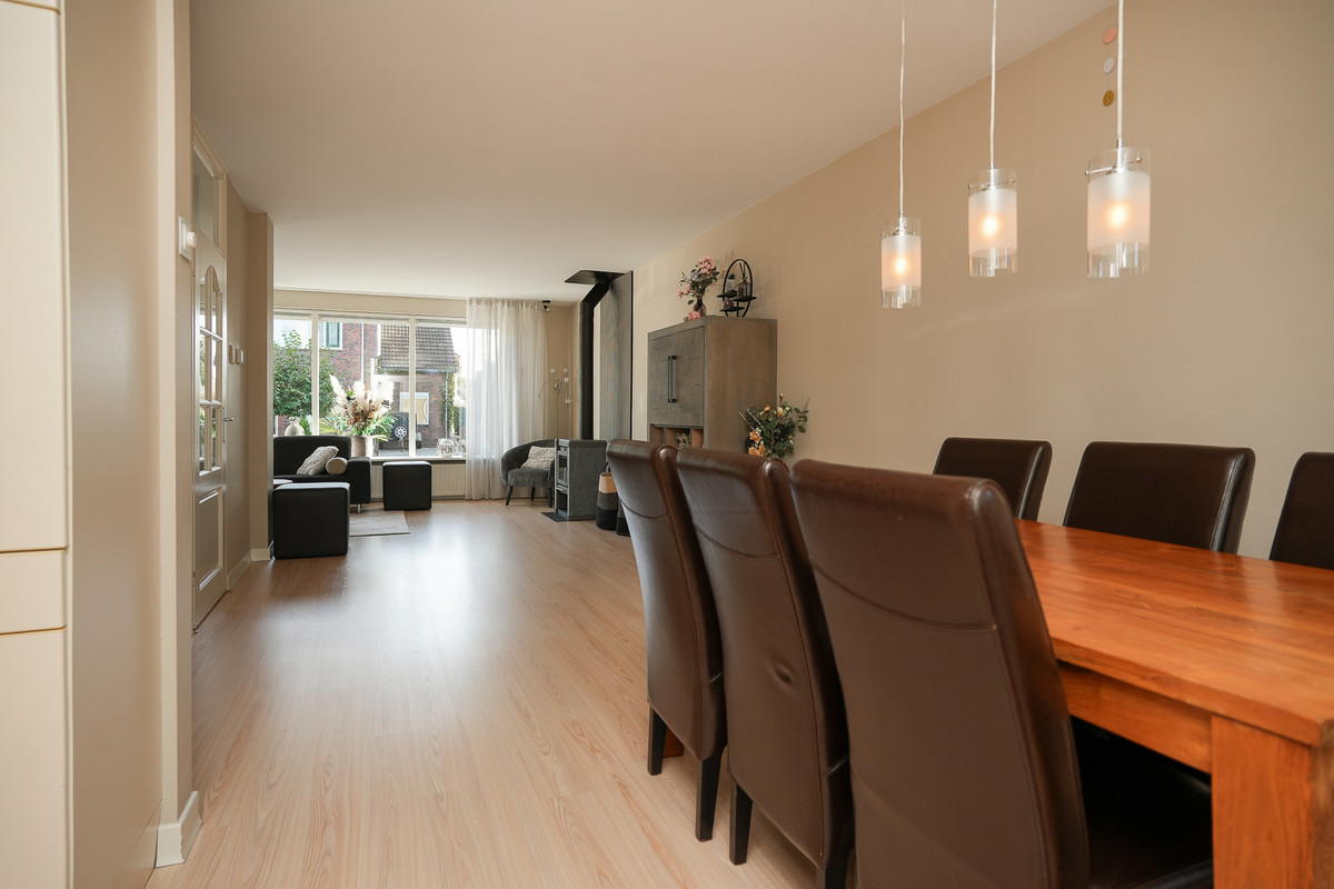 Tussenwoning te koop: Prins Mauritssingel 36, Beesd