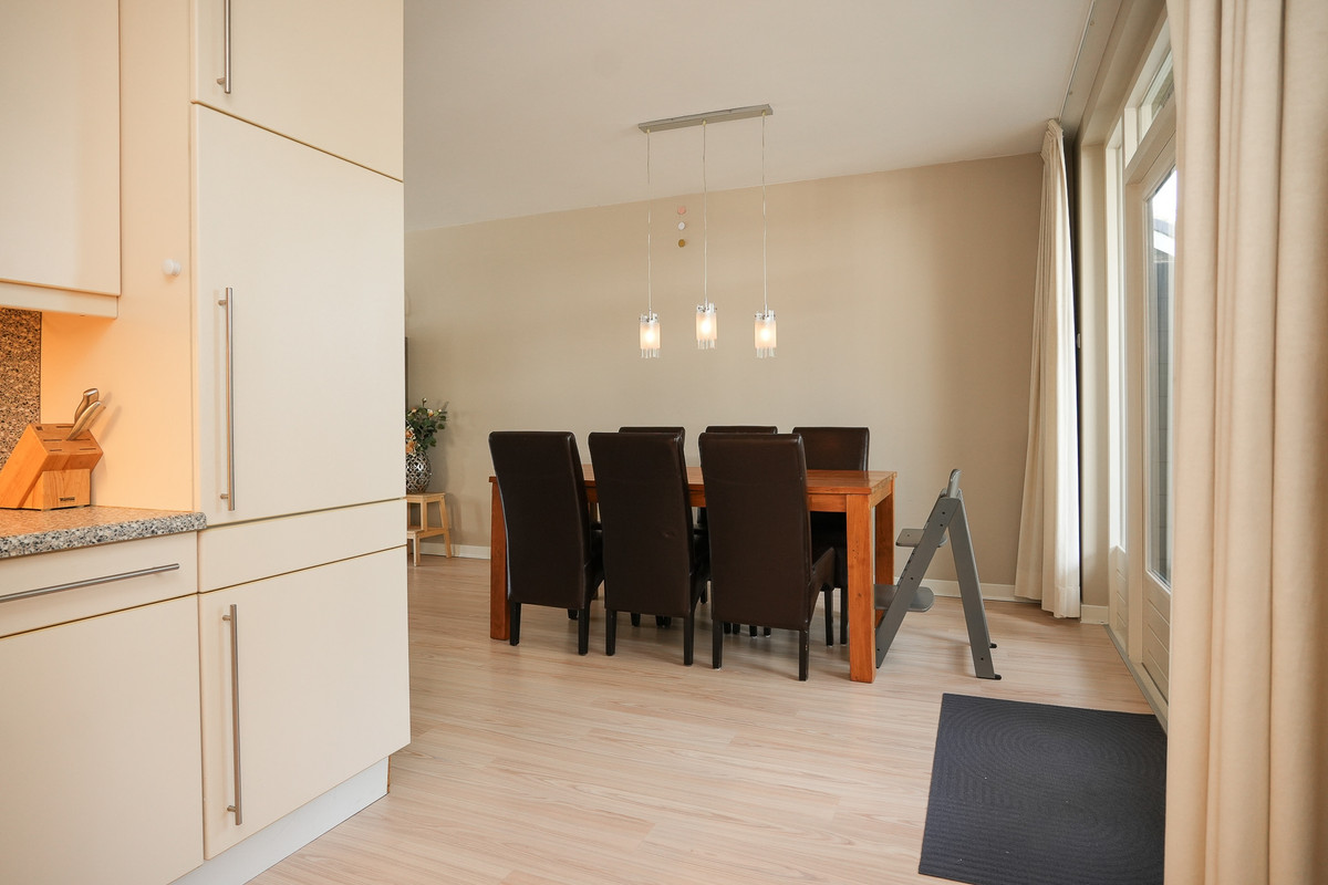 Tussenwoning te koop: Prins Mauritssingel 36, Beesd