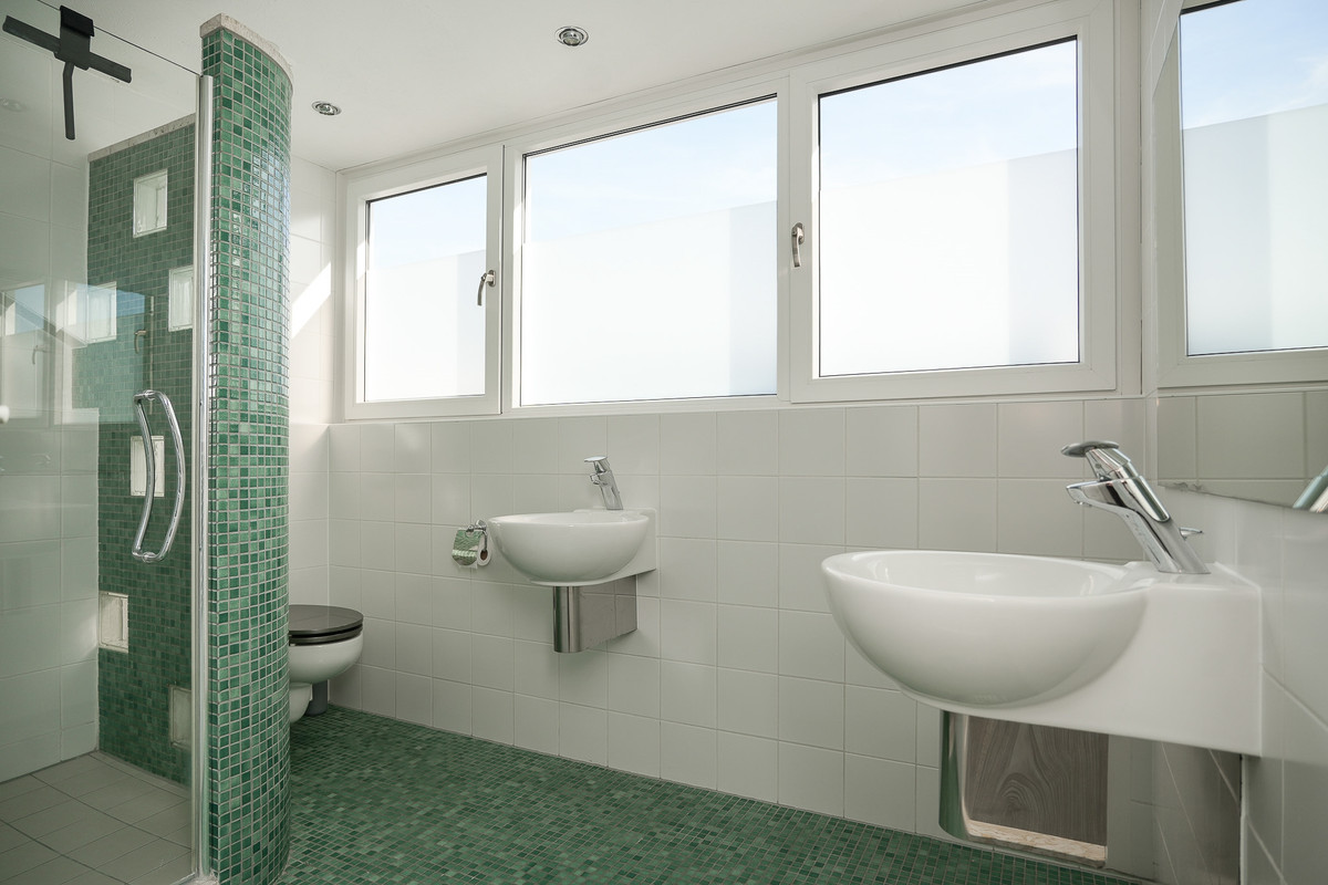 Tussenwoning te koop: Prins Mauritssingel 36, Beesd