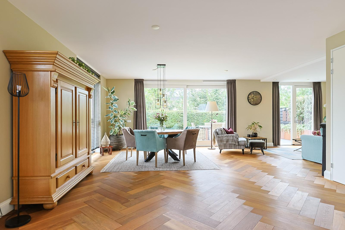 Vrijstaande woning te koop: Veldesdoorn 23, Nieuwveen
