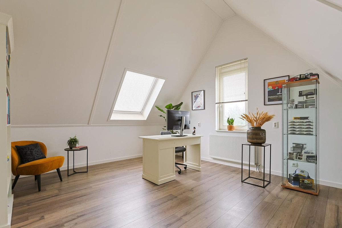 Vrijstaande woning te koop: Veldesdoorn 23, Nieuwveen