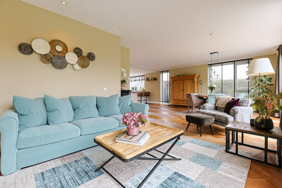 Vrijstaande woning te koop: Veldesdoorn 23, Nieuwveen