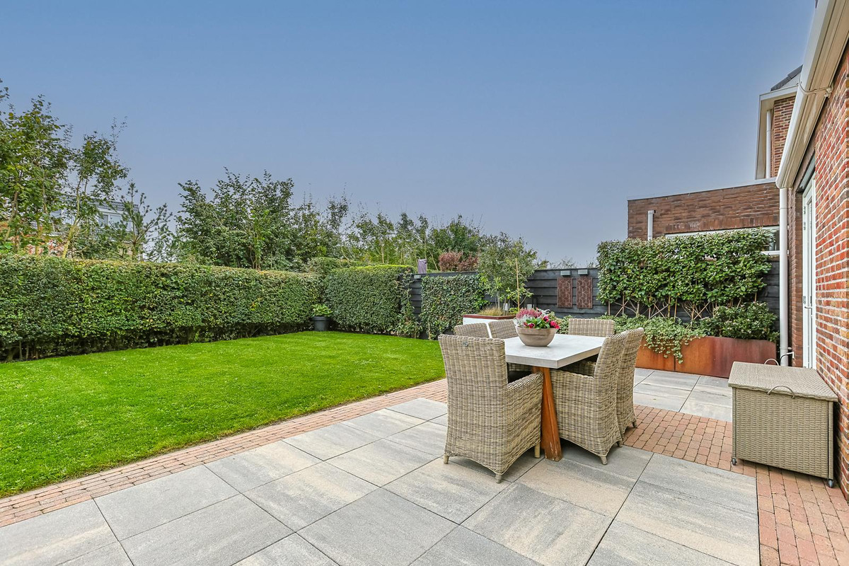 Vrijstaande woning te koop: Veldesdoorn 23, Nieuwveen