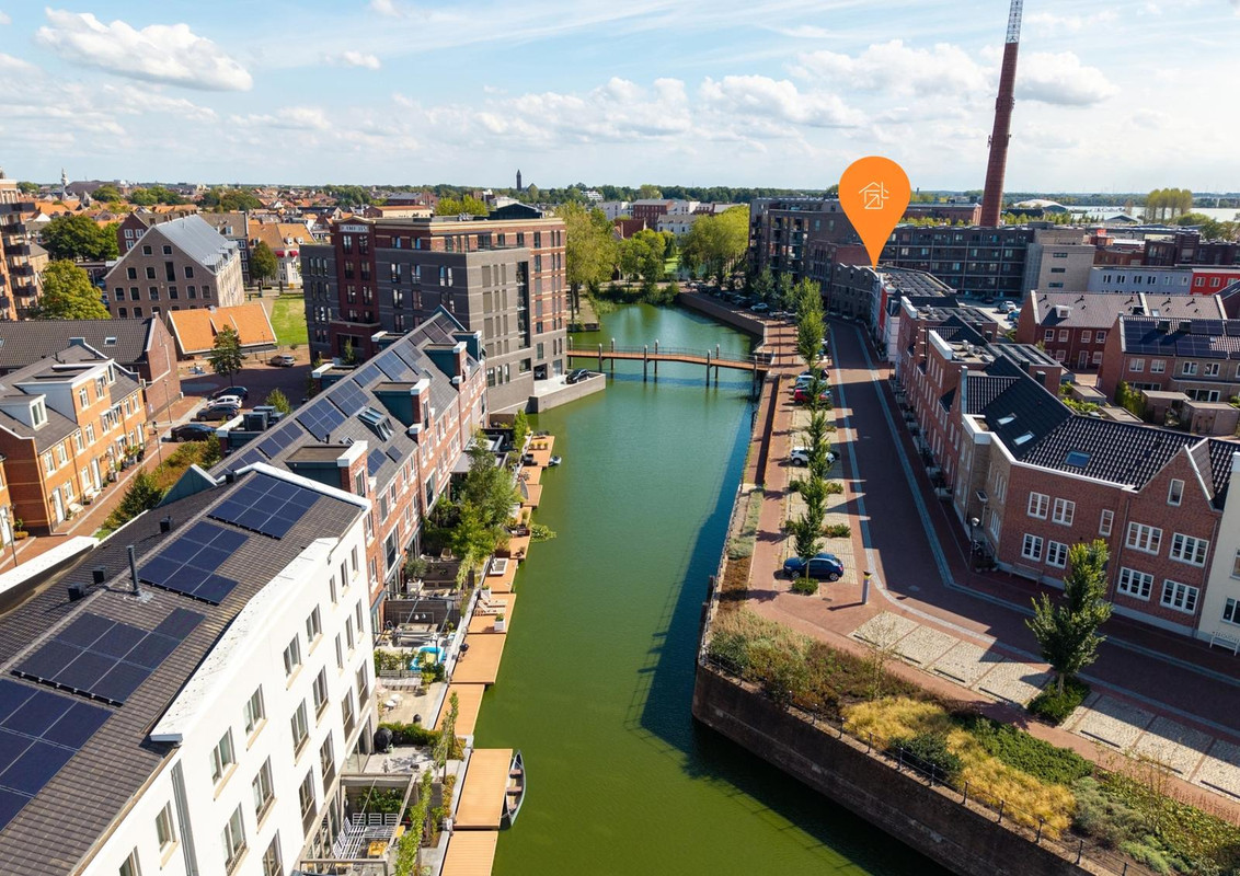Tussenwoning te koop: Melassekaai 7, Bergen Op Zoom