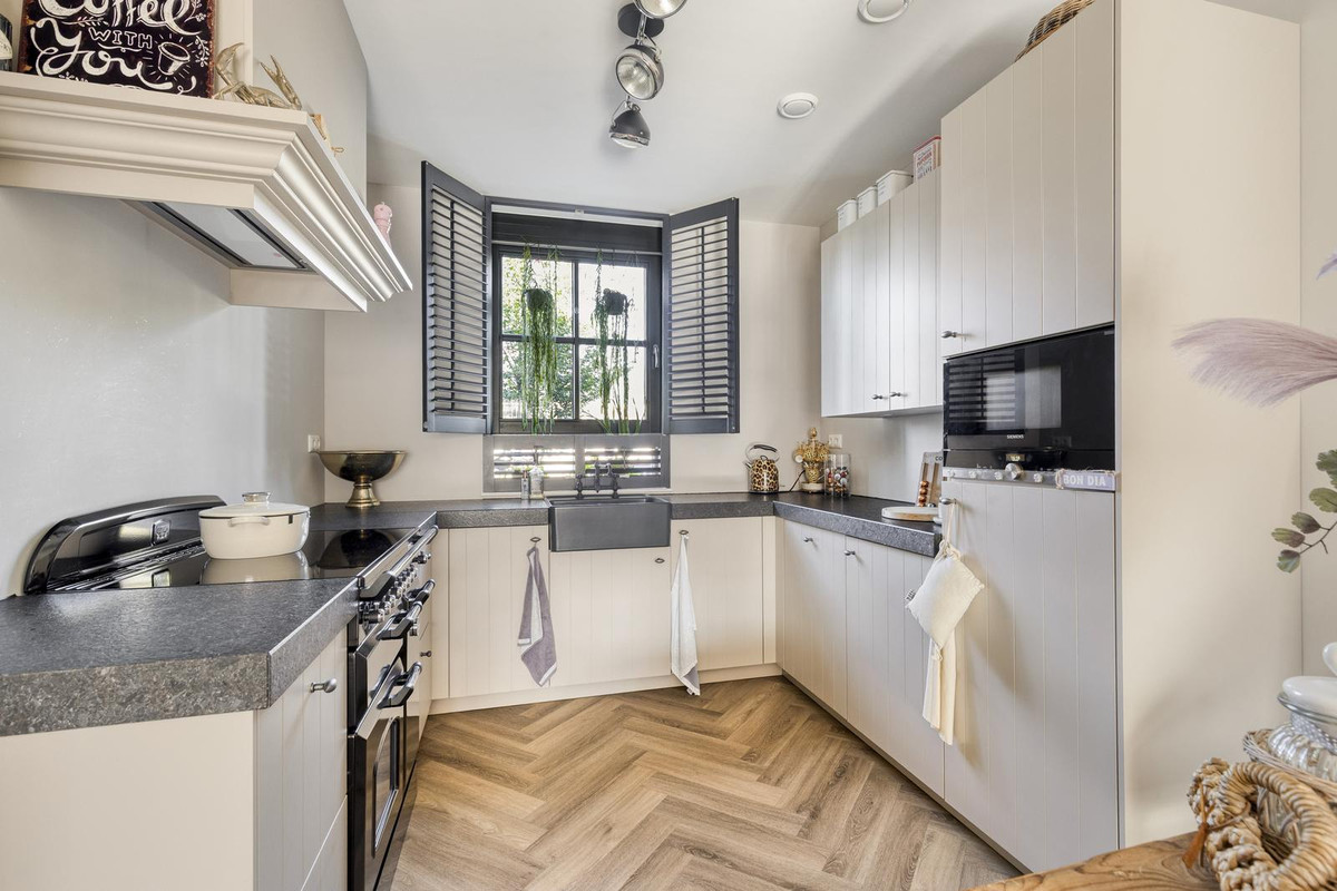 Tussenwoning te koop: Melassekaai 7, Bergen Op Zoom