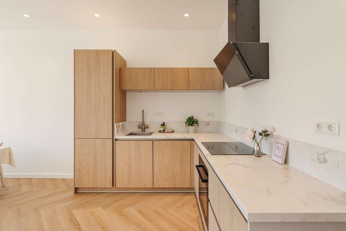 Appartement te koop: Bergweg 330B, Rotterdam