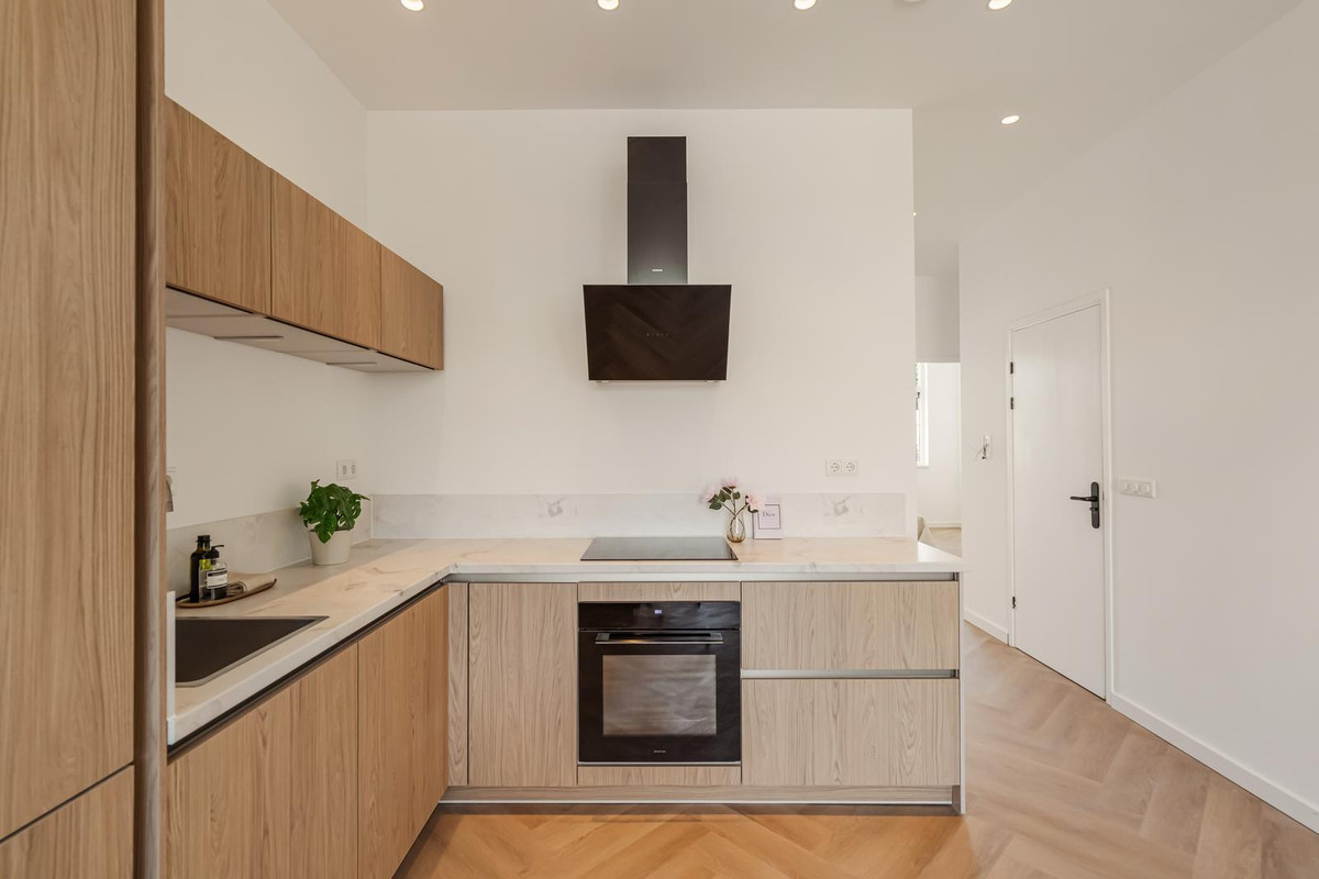 Appartement te koop: Bergweg 330B, Rotterdam