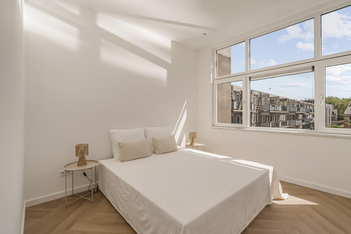 Appartement te koop: Bergweg 330B, Rotterdam
