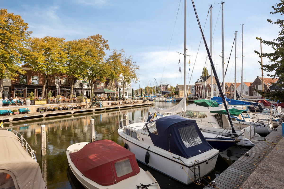 Tussenwoning te koop: Voorstraat 31, Middelharnis