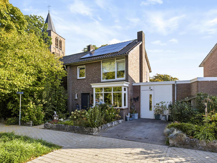 Doornbocht 10