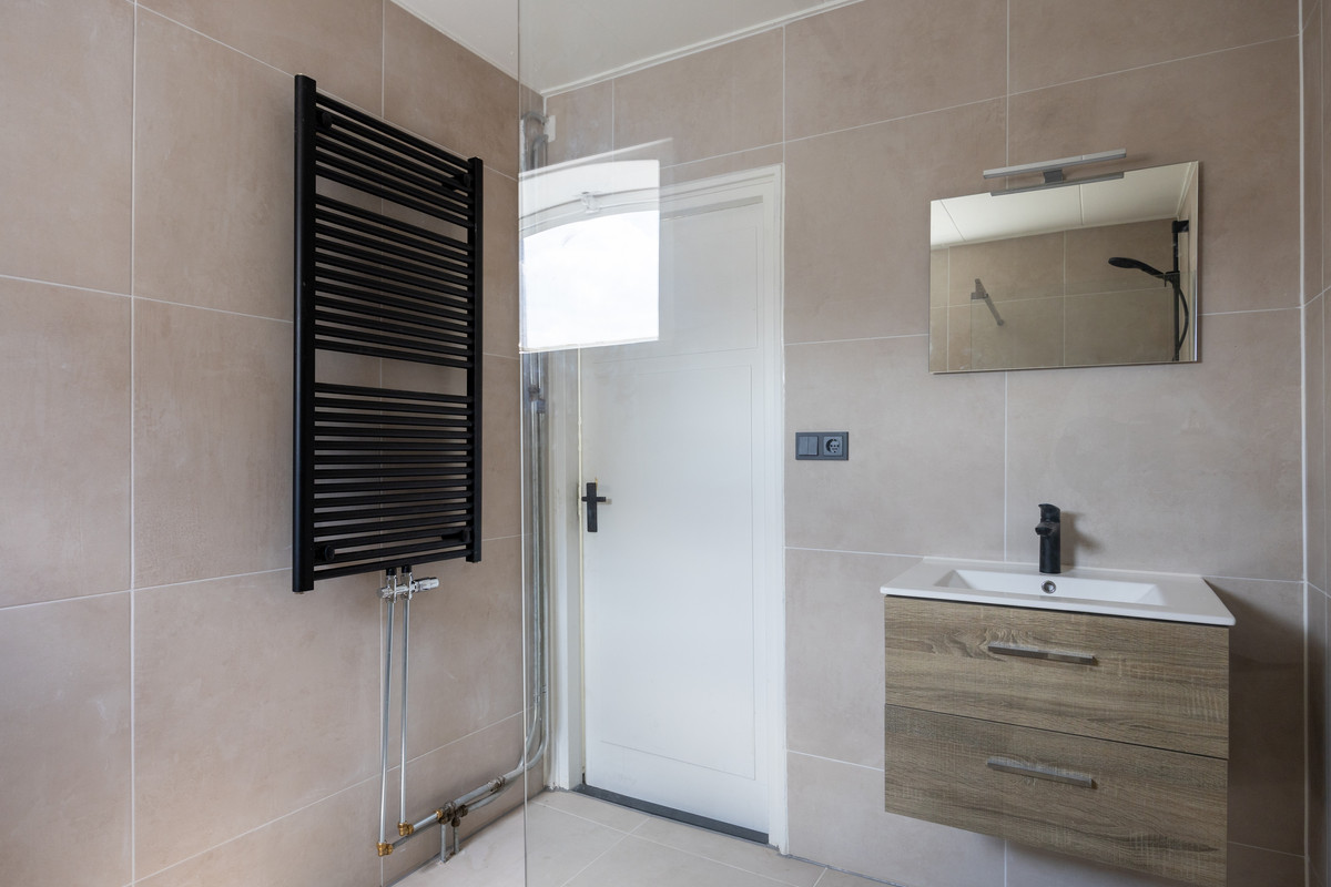 Appartement te huur: Damsterdiep 98B, Groningen