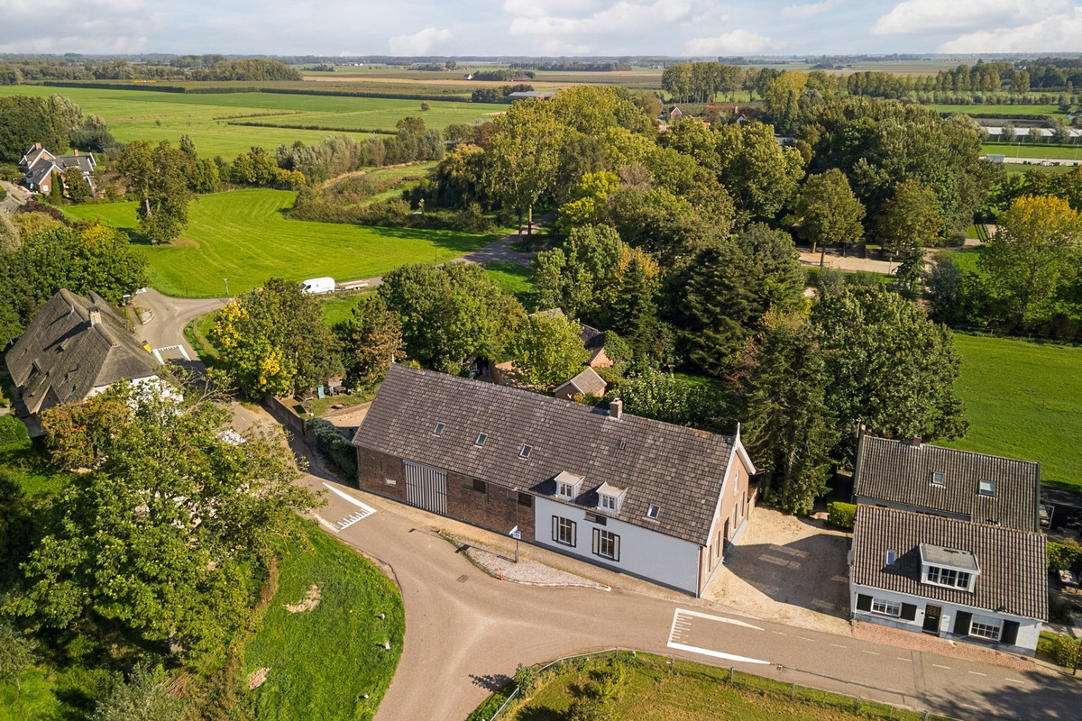 Appartement te koop: Dussen Dijk 18, Dussen