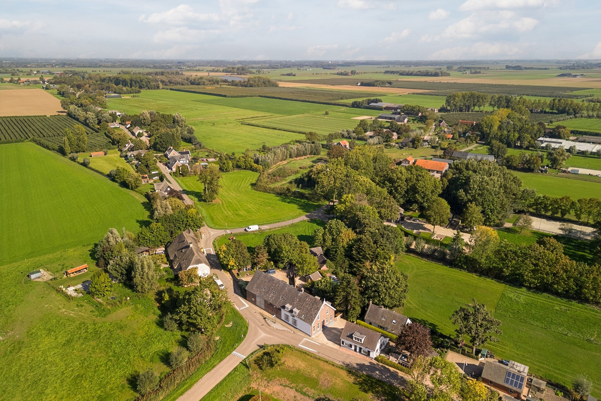 Appartement te koop: Dussen Dijk 18, Dussen